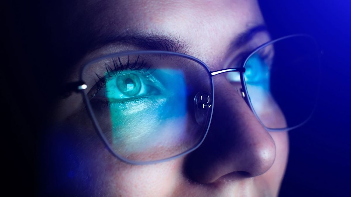 A Guide to Blue Light Glasses